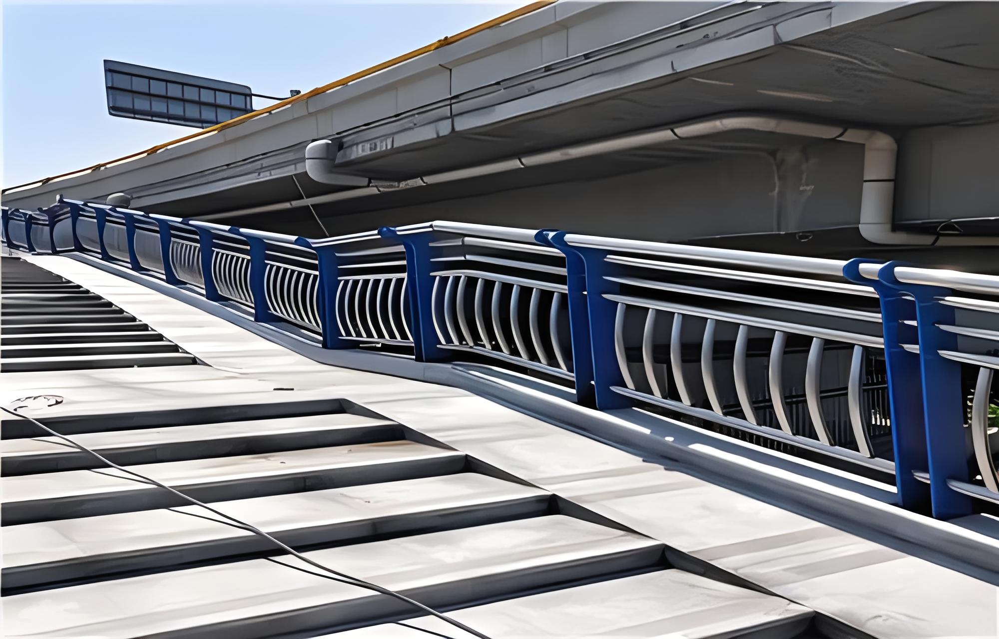 安庆不锈钢桥梁护栏维护方案：确保安全，延长使用寿命